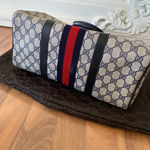 SOLD 🚫 Gucci Navy Boston Speedy Monogram Handbag - Picture 3 of 8